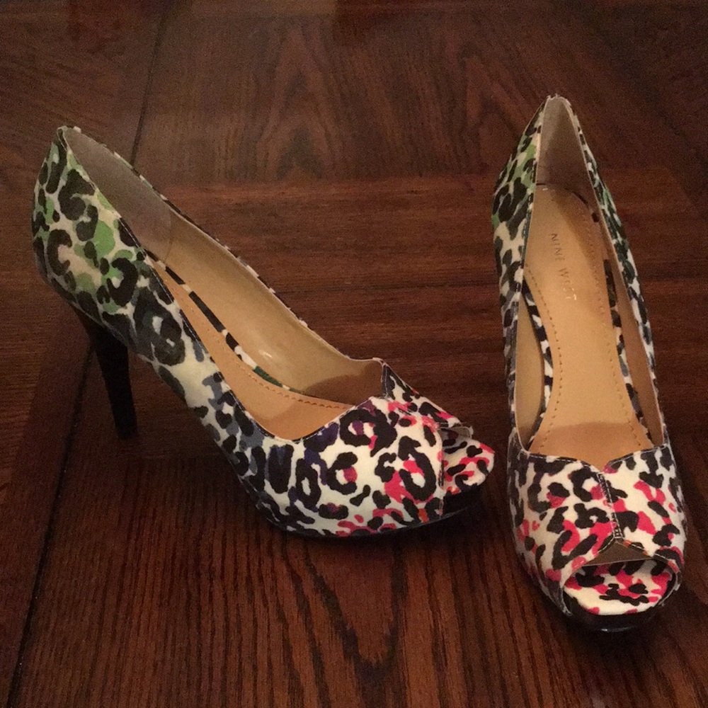 Nine West white multi heels - Picture 2 of 3